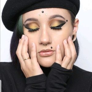 Meet your Posher, Bridget